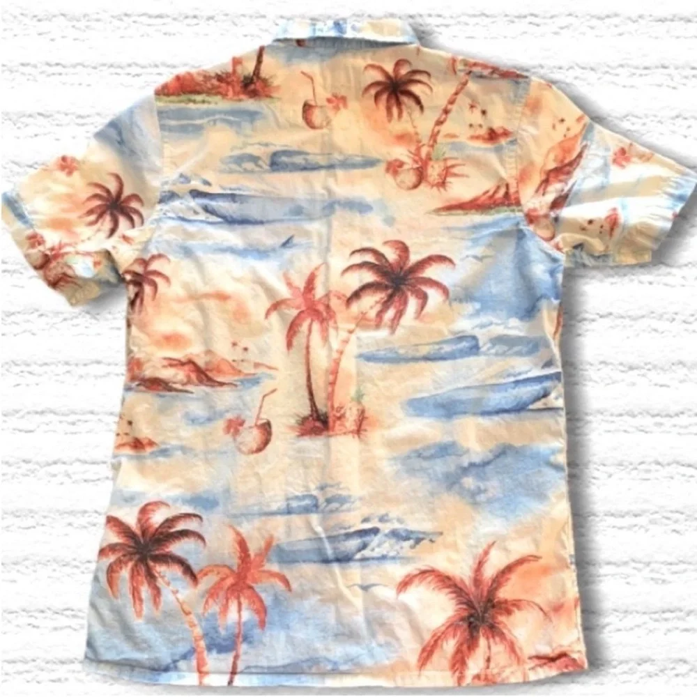Rip Curl Short Sleeve Button Down Shirt Tropical Palm Tree Ocean Print